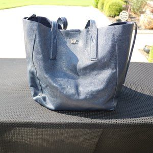 Michael Kors Navy Leather Tote (Like New)